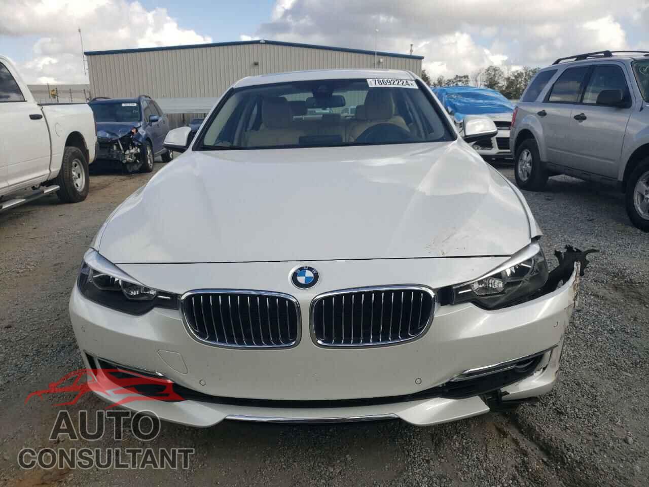 BMW 3 SERIES 2012 - WBA3A5C52CF350176