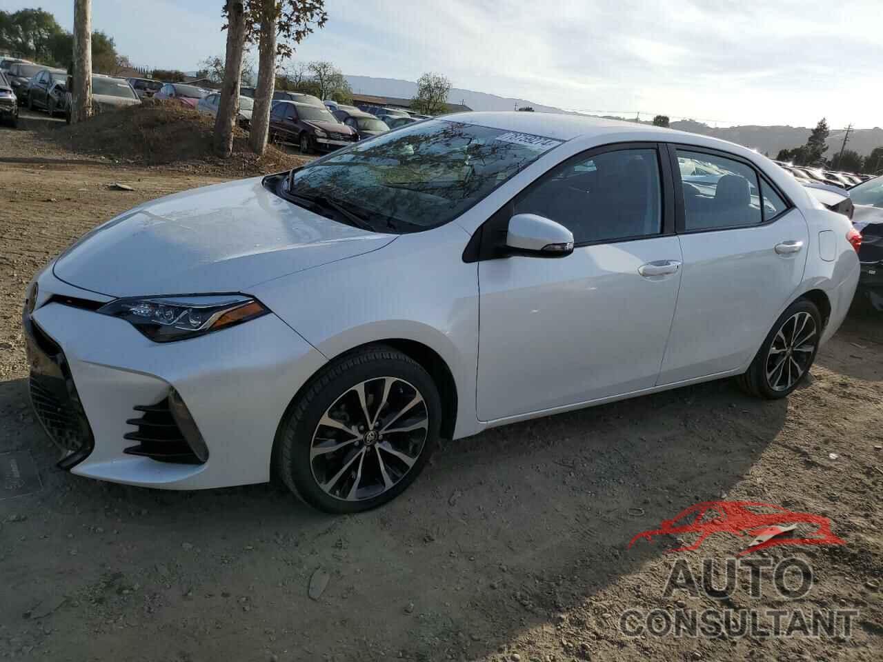 TOYOTA COROLLA 2017 - 5YFBURHE5HP584673