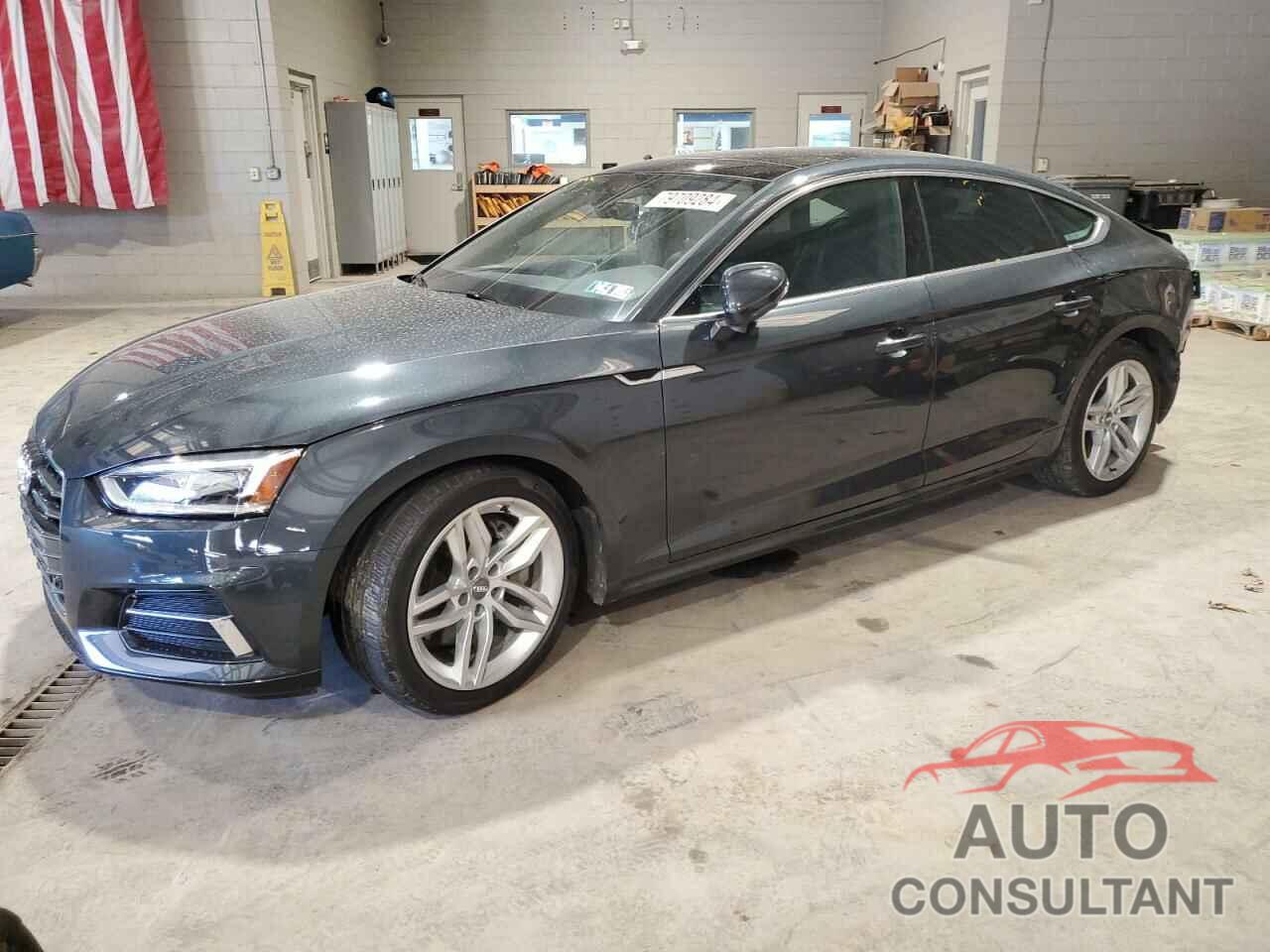 AUDI A5 2019 - WAUBNCF55KA077908