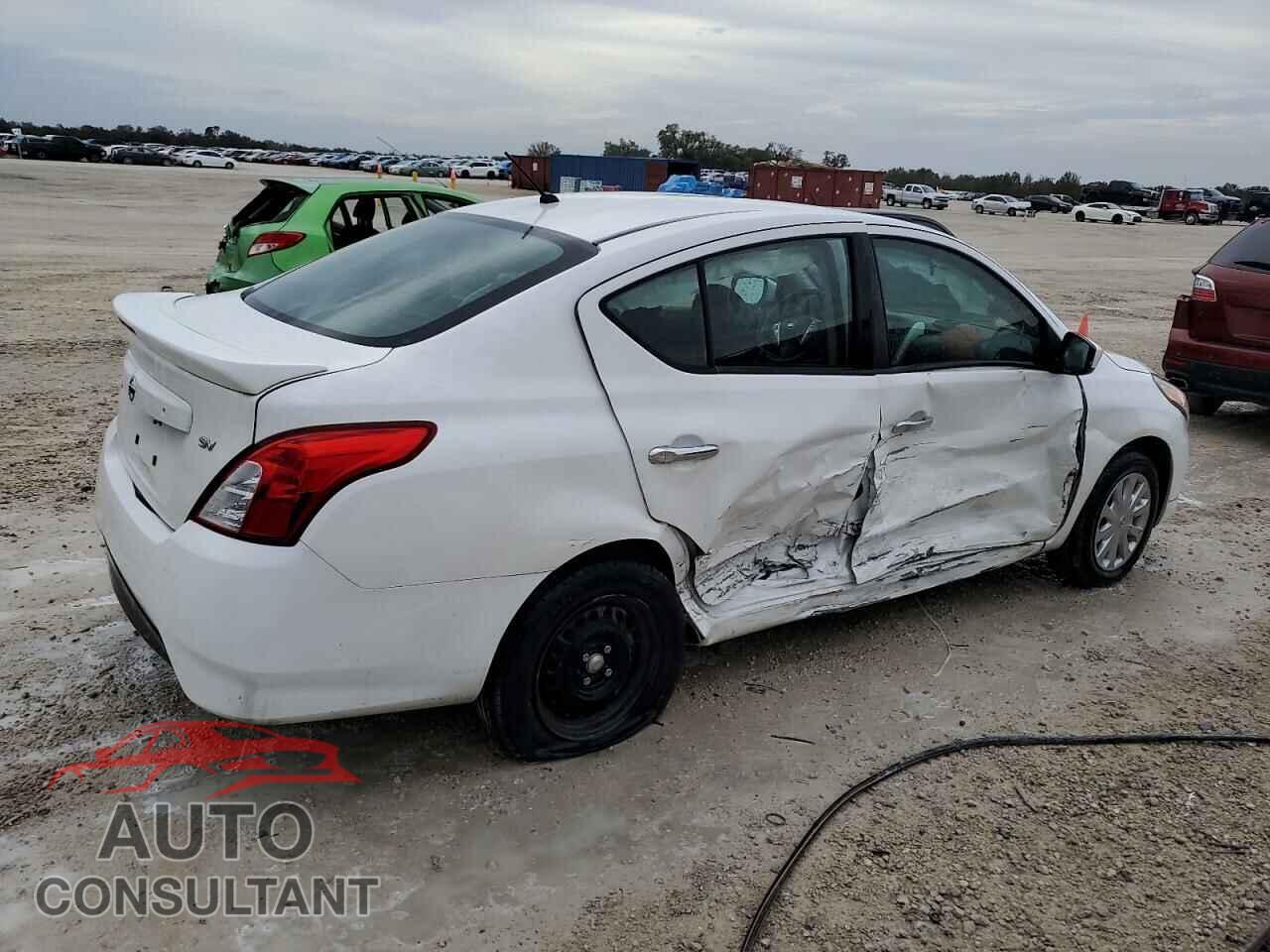NISSAN VERSA 2019 - 3N1CN7AP3KL872748