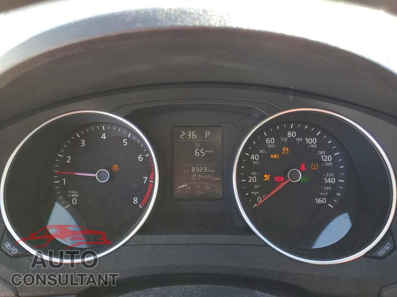 VOLKSWAGEN JETTA 2017 - 3VW2B7AJ3HM331356