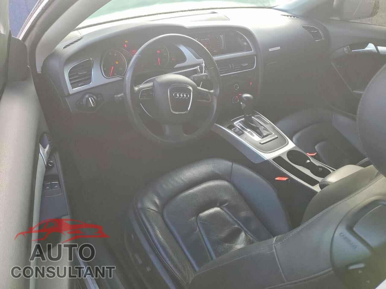 AUDI A5 2010 - WAUCFAFR0AA001441