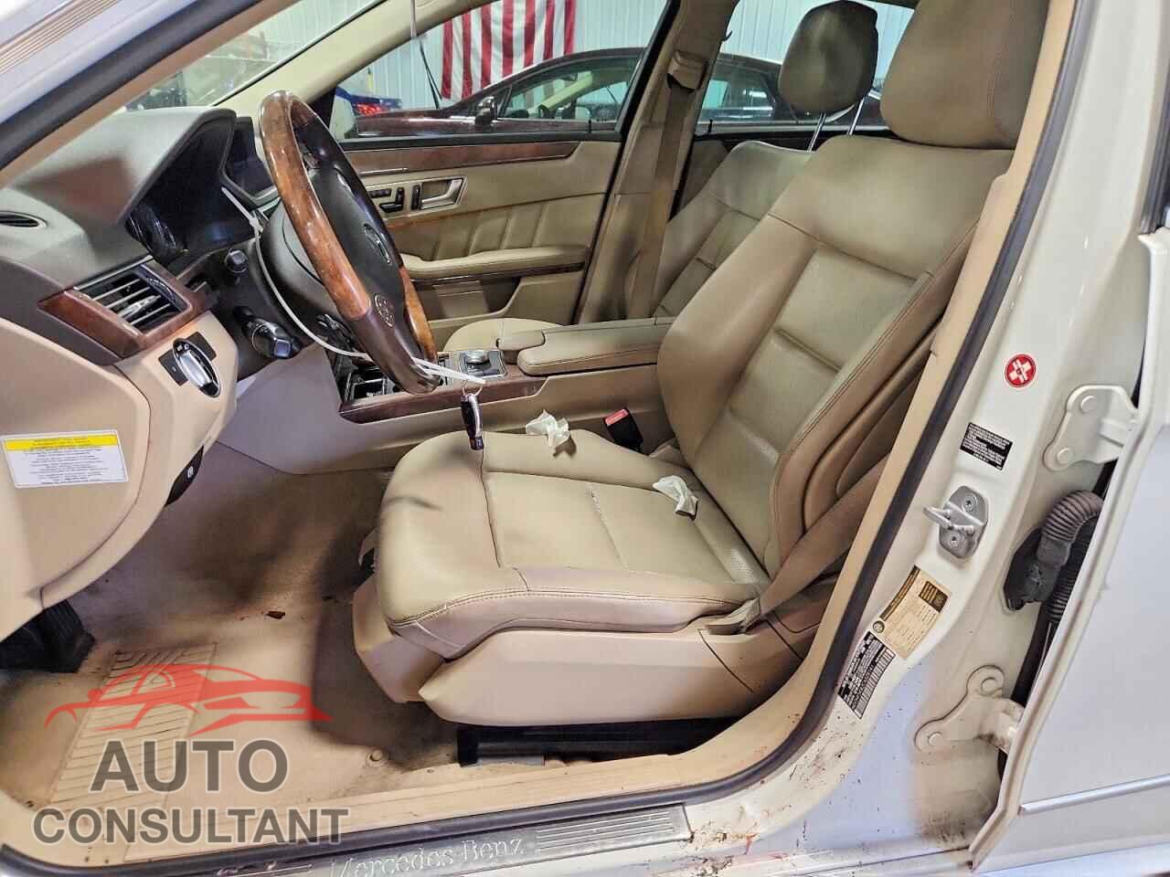 MERCEDES-BENZ E-CLASS 2012 - WDDHF5KB2CA528141