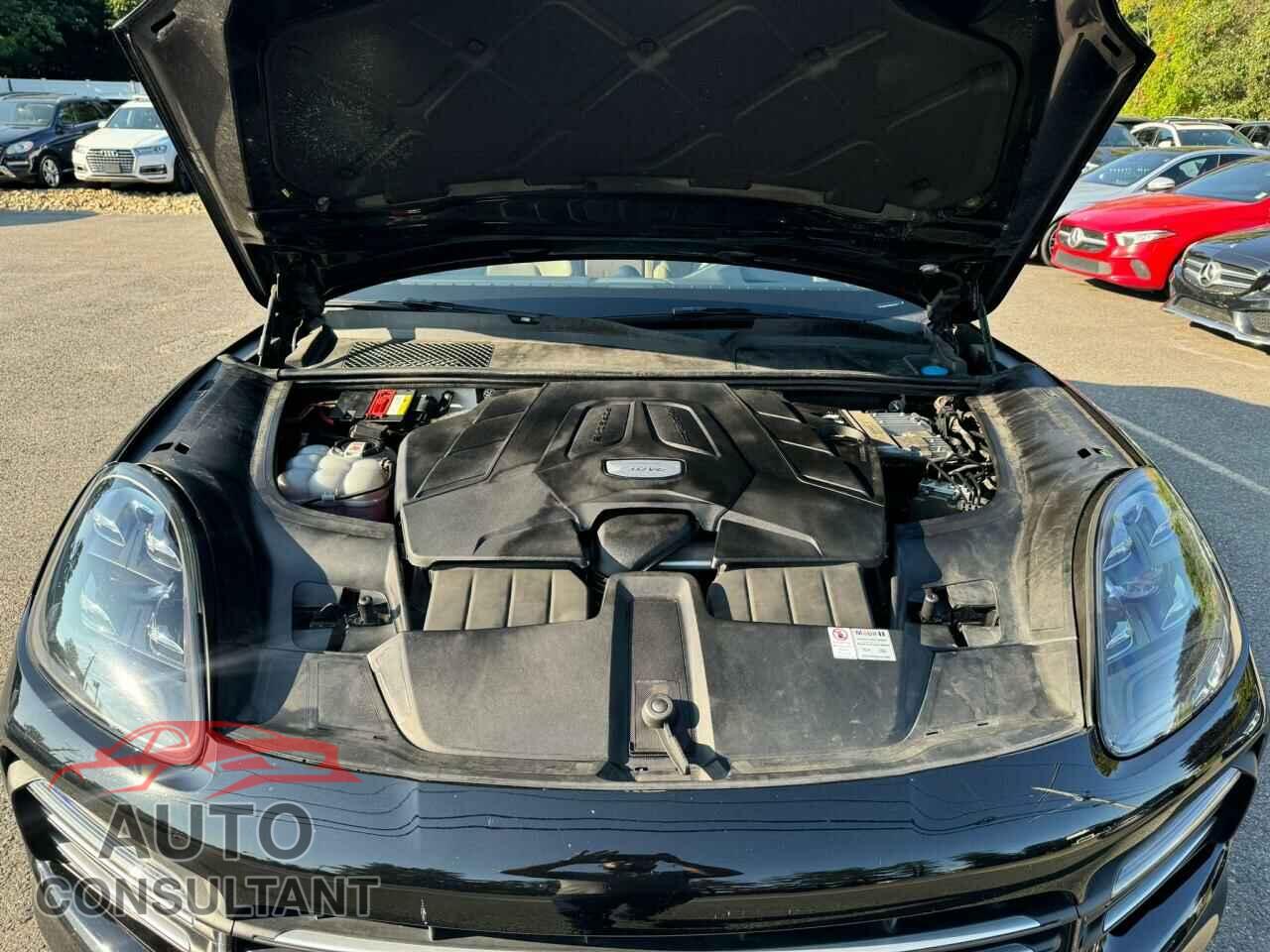 PORSCHE CAYENNE 2019 - WP1AA2AY5KDA06663