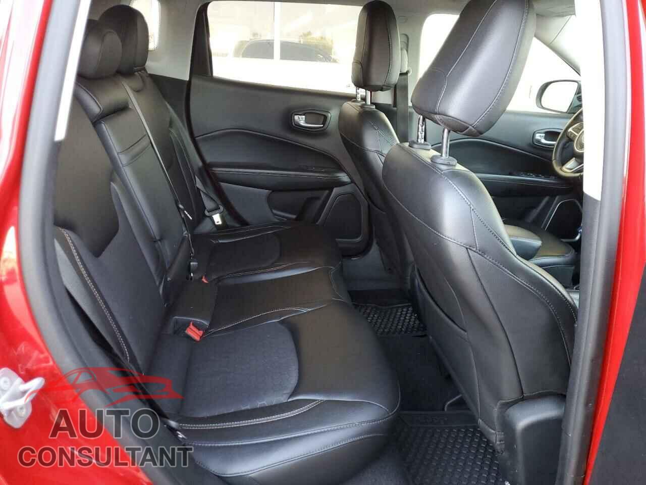 JEEP COMPASS 2018 - 3C4NJDBB2JT232449