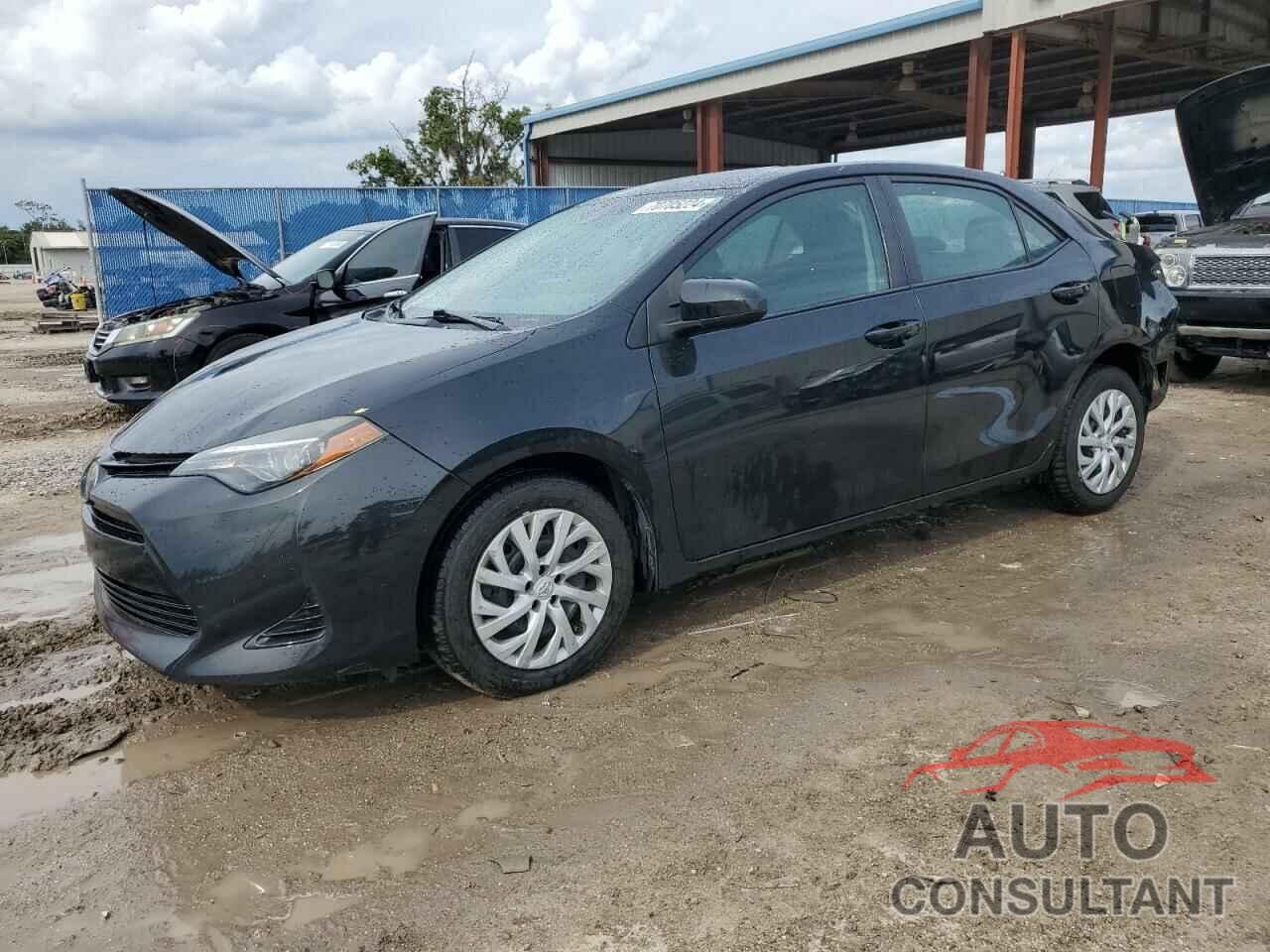 TOYOTA COROLLA 2017 - 5YFBURHE4HP711817