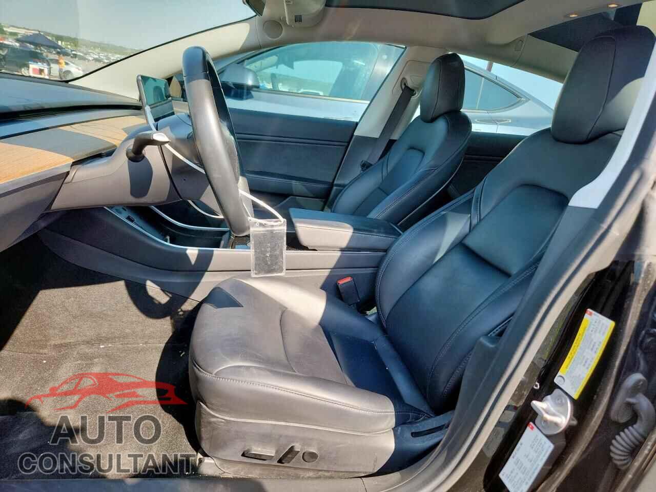 TESLA MODEL 3 2018 - 5YJ3E1EA3JF042414
