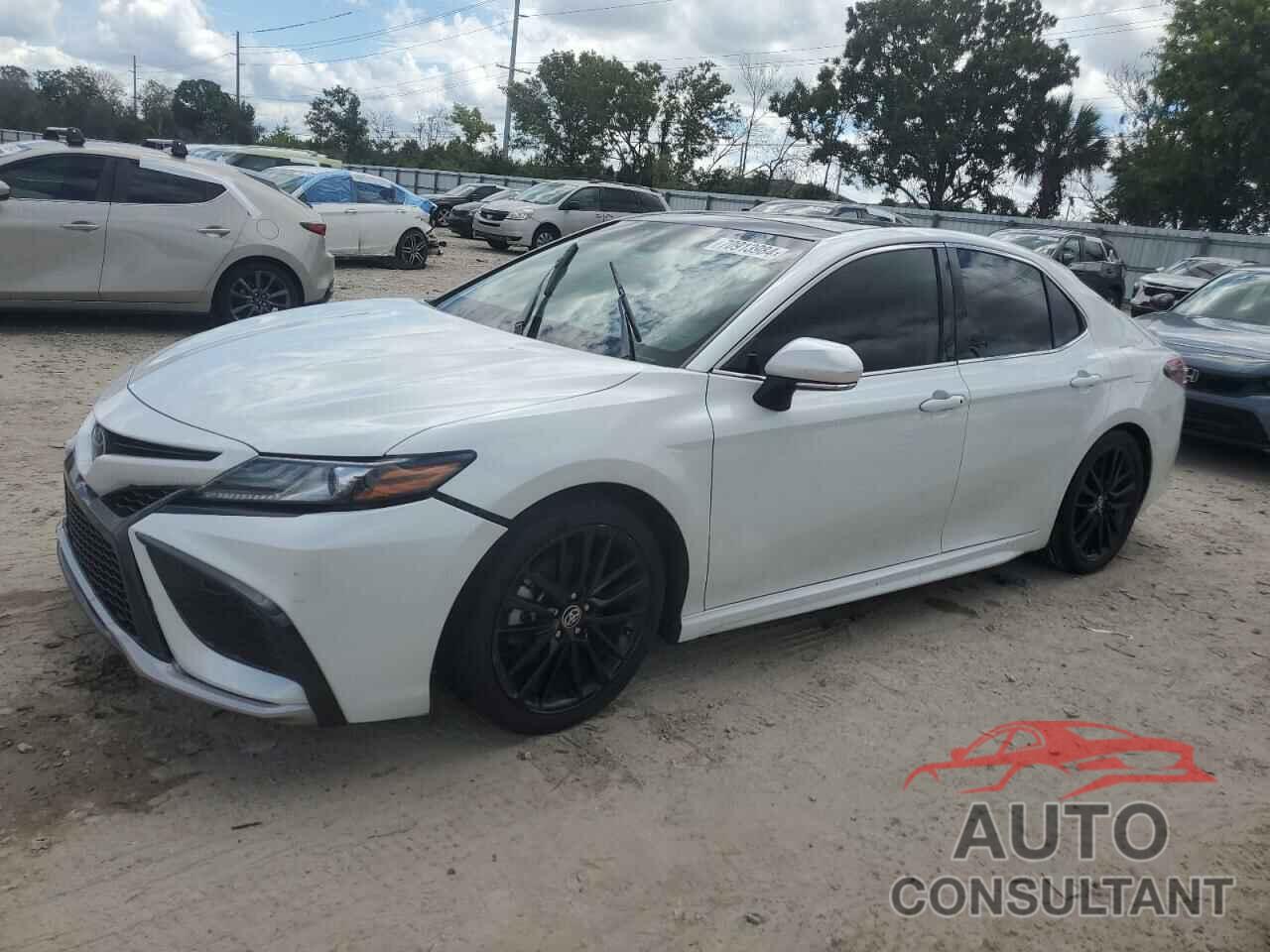 TOYOTA CAMRY 2022 - 4T1K61AK5NU033164