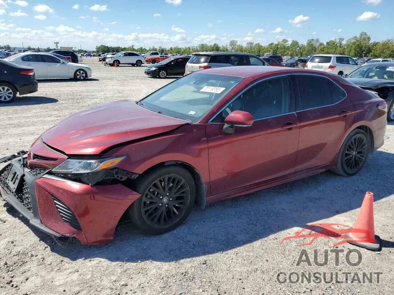 TOYOTA CAMRY 2018 - 4T1B11HK6JU509629