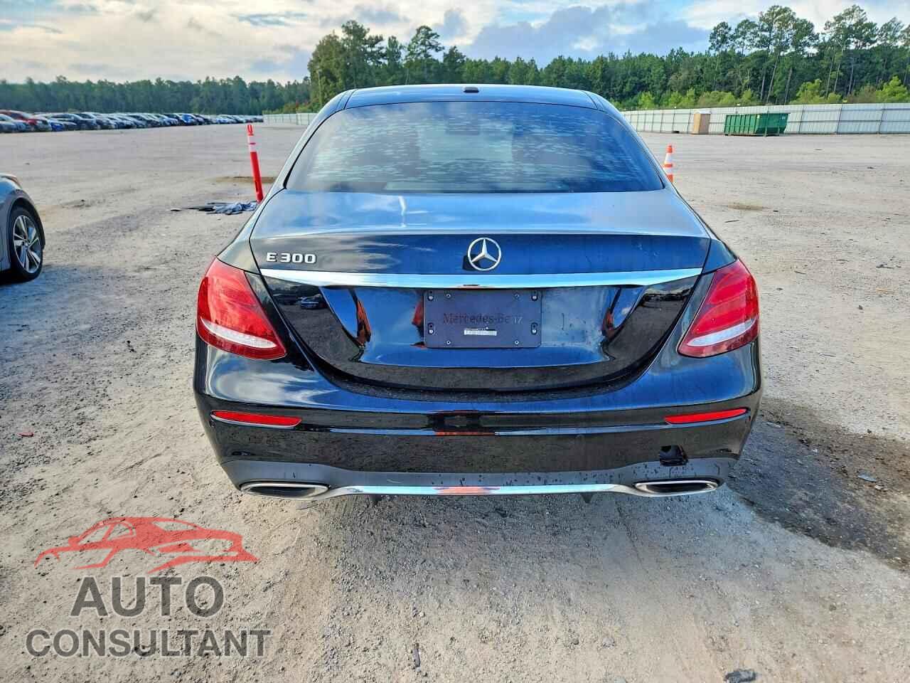 MERCEDES-BENZ E-CLASS 2017 - WDDZF4JB5HA011410