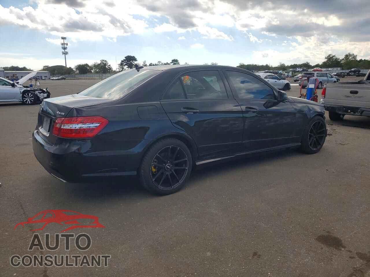 MERCEDES-BENZ E-CLASS 2010 - WDDHF8HB5AA122537