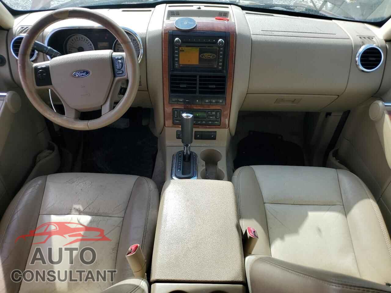 FORD EXPLORER 2010 - 1FMEU7E85AUA61528