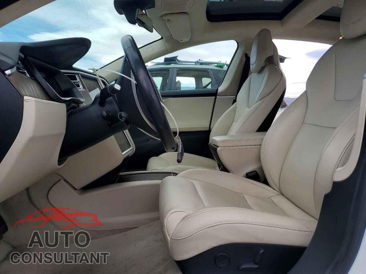 TESLA MODEL S 2017 - 5YJSA1E23HF218260