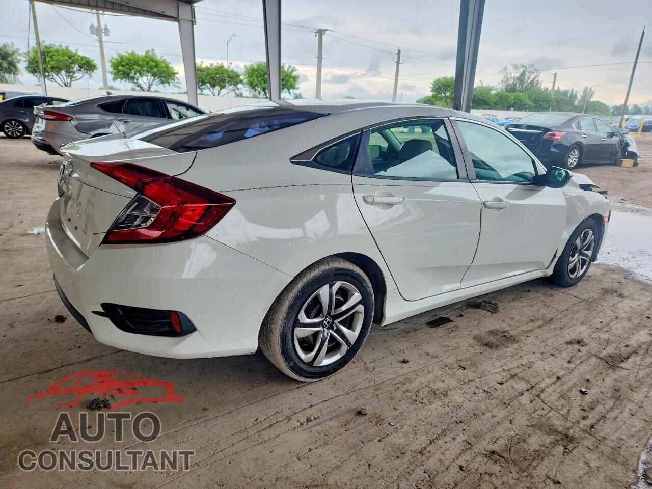 HONDA CIVIC 2018 - 2HGFC2F56JH556411
