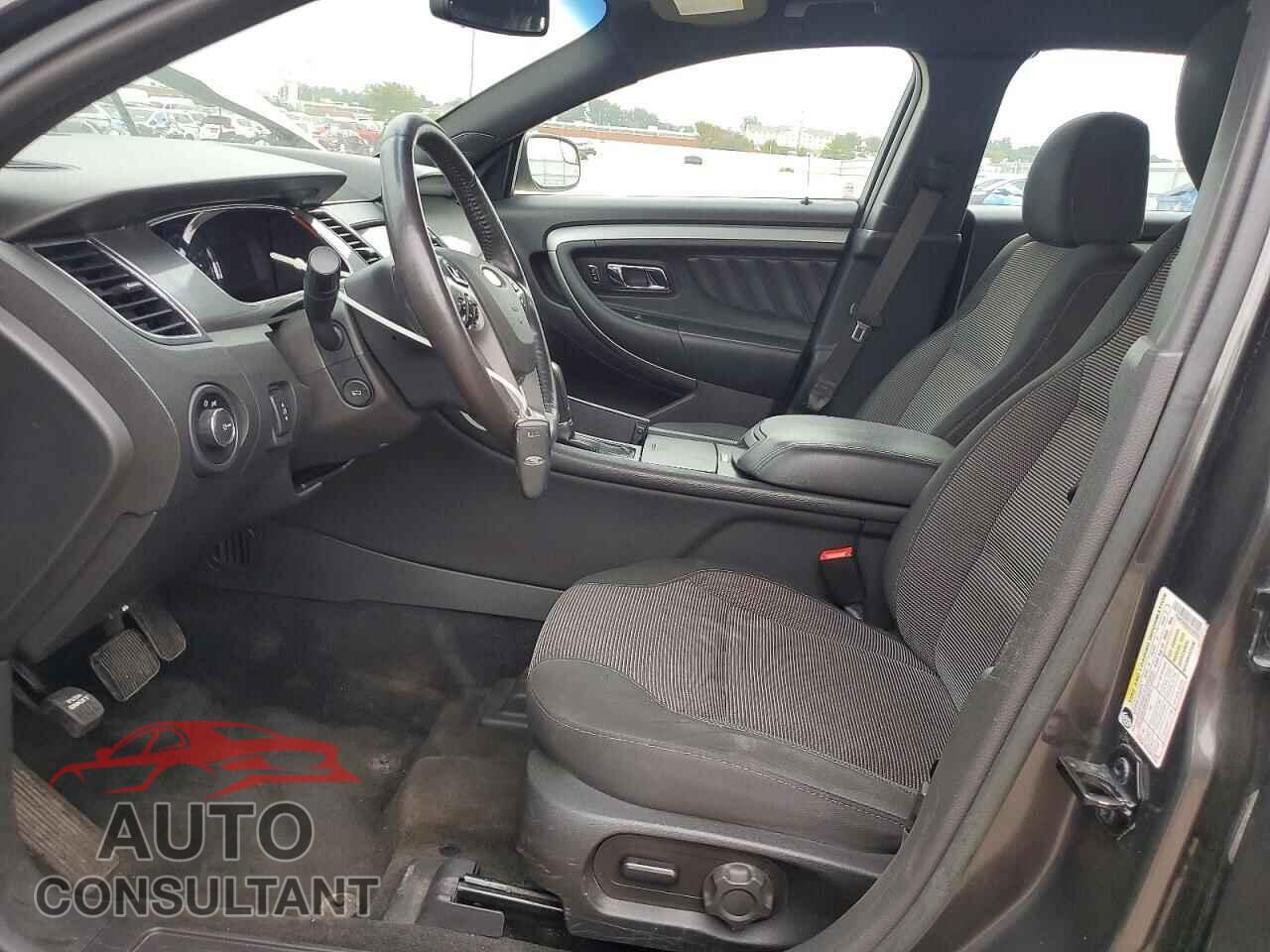 FORD TAURUS 2017 - 1FAHP2E88HG106259