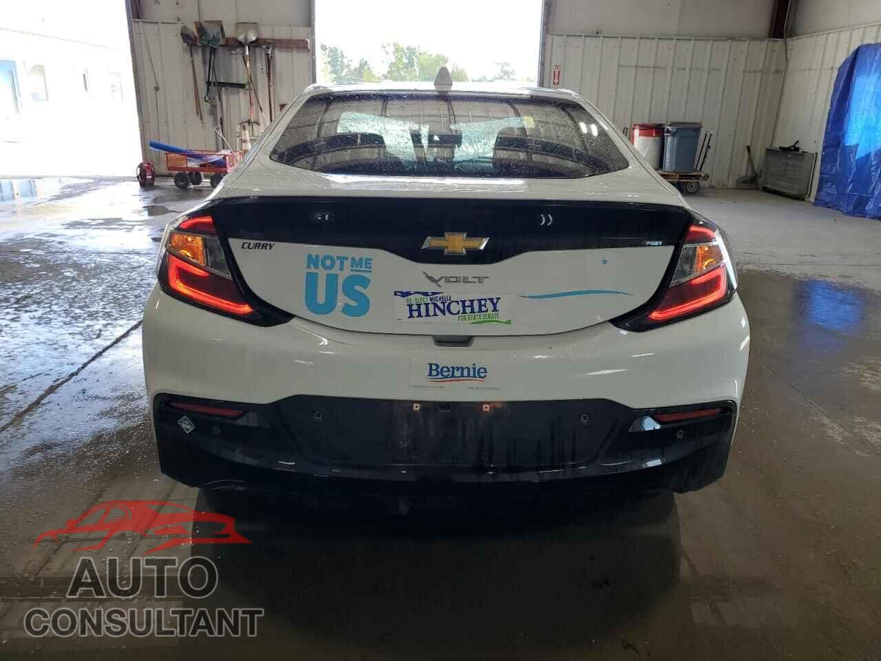 CHEVROLET VOLT 2018 - 1G1RD6S54JU138165