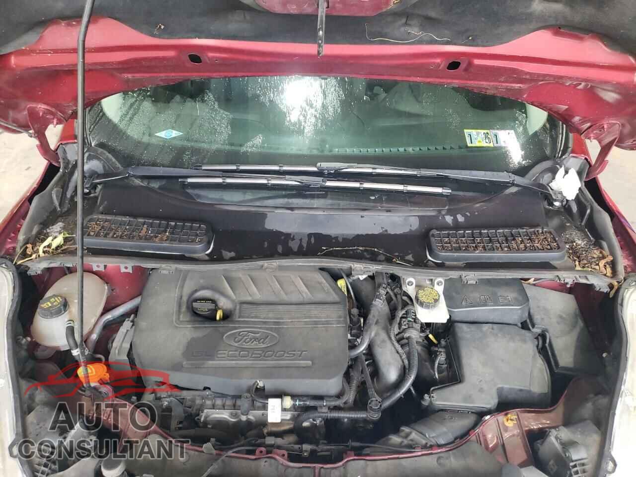 FORD ESCAPE 2017 - 1FMCU9GD1HUC57764
