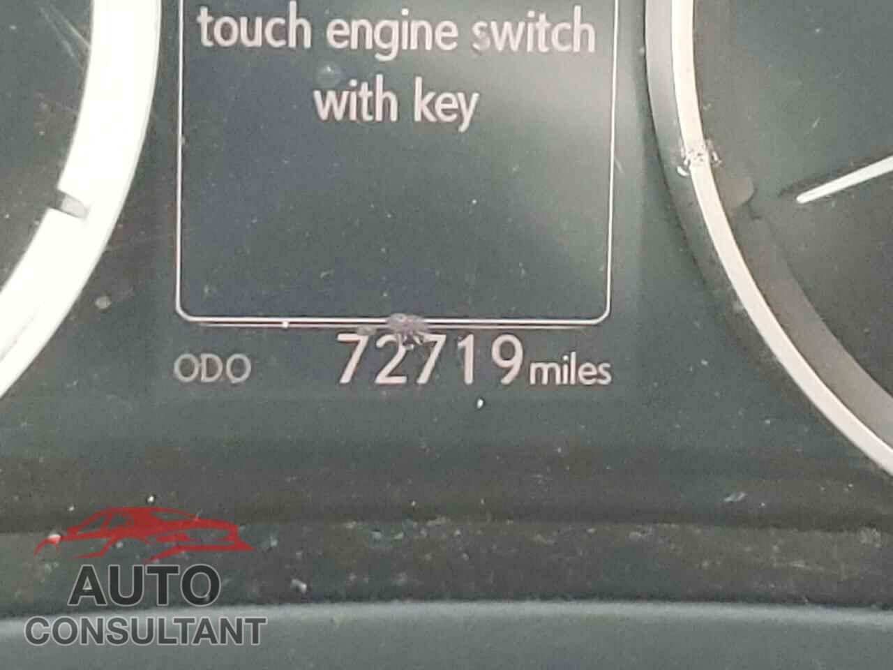 LEXUS IS 2016 - JTHBA1D28G5028518