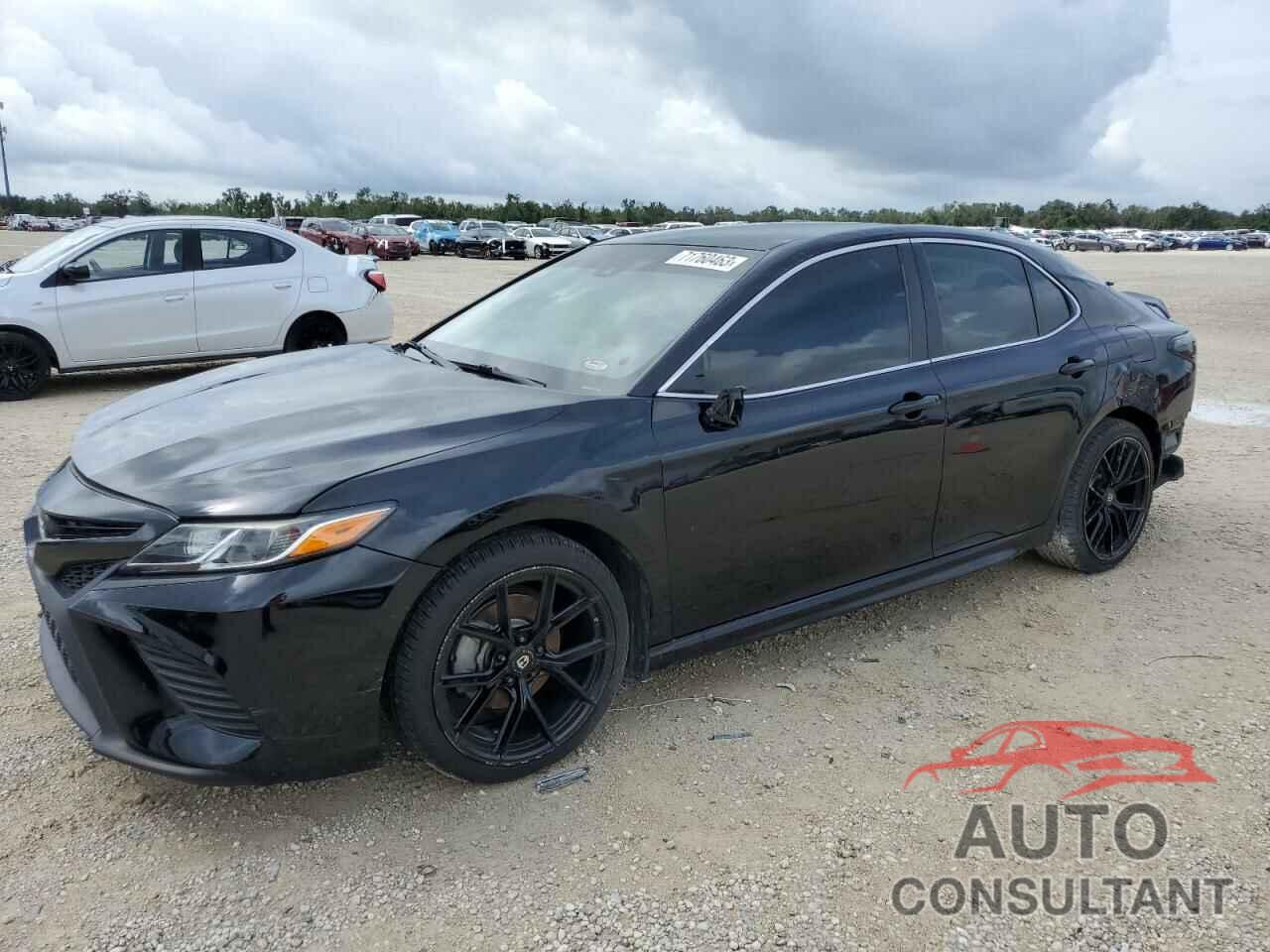 TOYOTA CAMRY 2019 - 4T1B11HK2KU742814