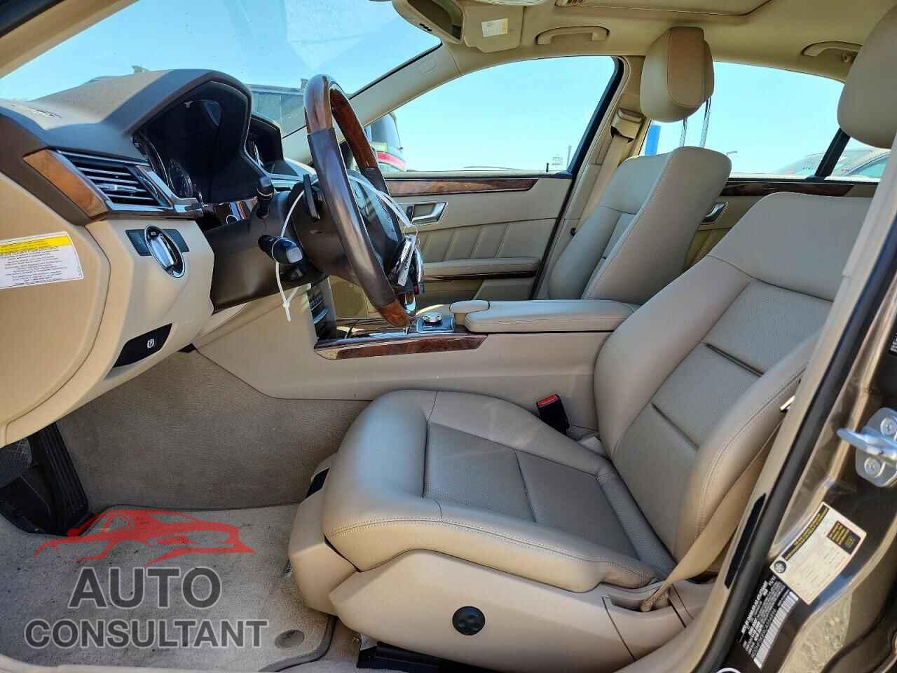 MERCEDES-BENZ E-CLASS 2012 - WDDHF5KB9CA554896