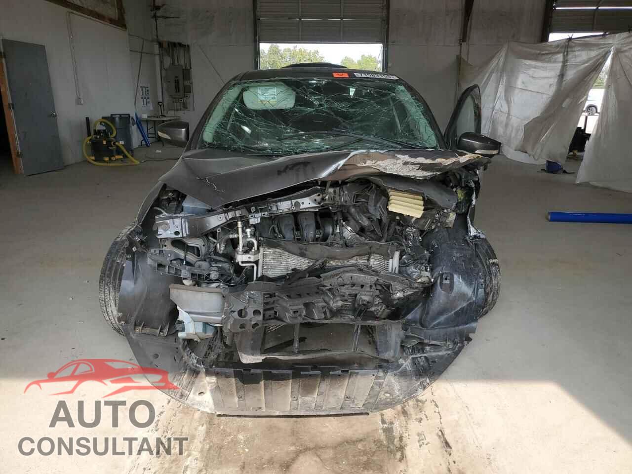 FORD FOCUS 2017 - 1FADP3F20HL336318