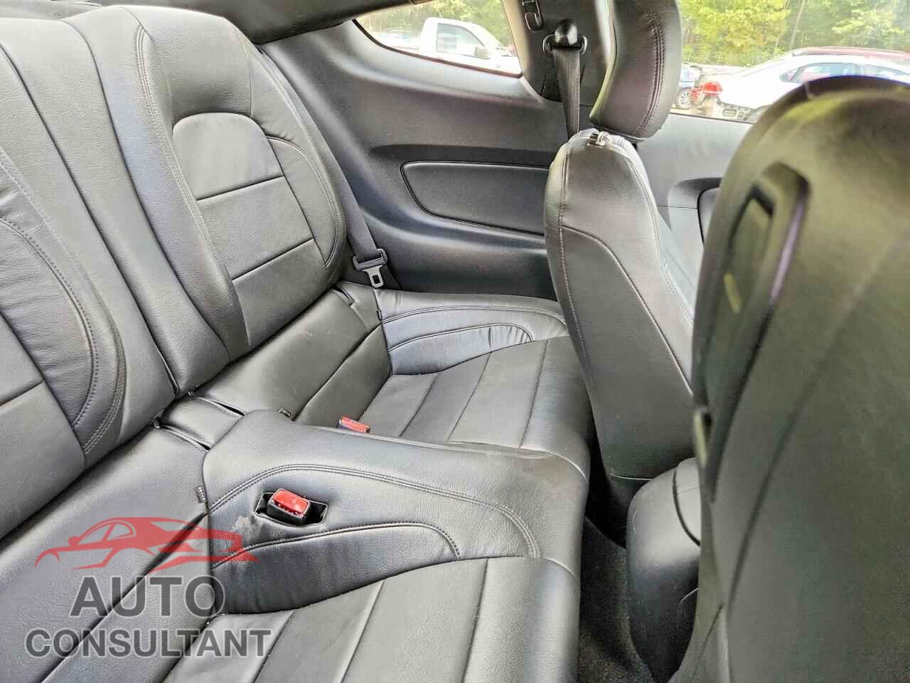 FORD MUSTANG 2017 - 1FA6P8TH2H5259065
