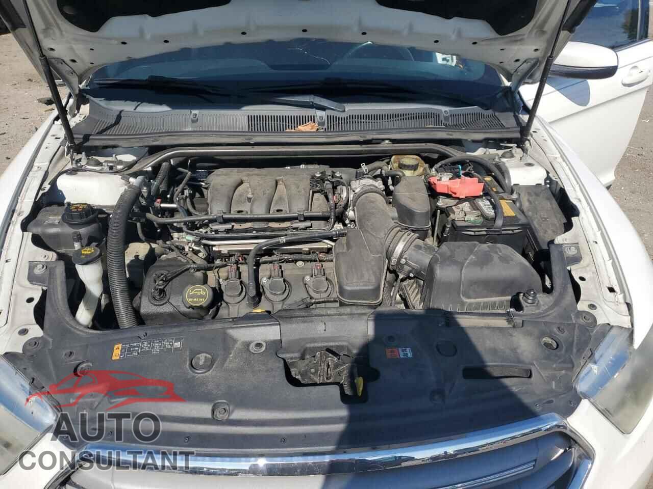 FORD TAURUS 2014 - 1FAHP2E82EG173869