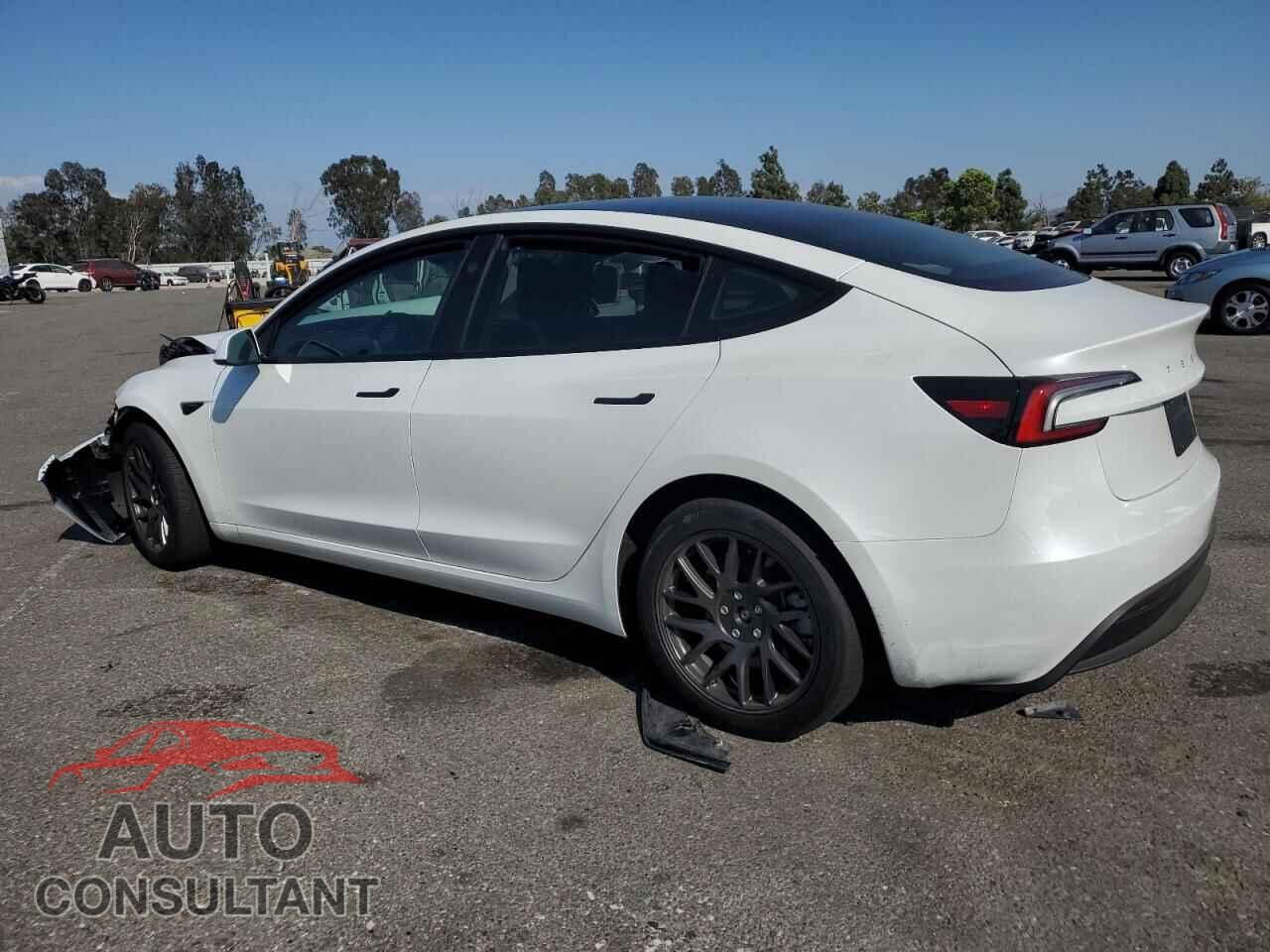 TESLA MODEL 3 2025 - 5YJ3E1EA2SF049629