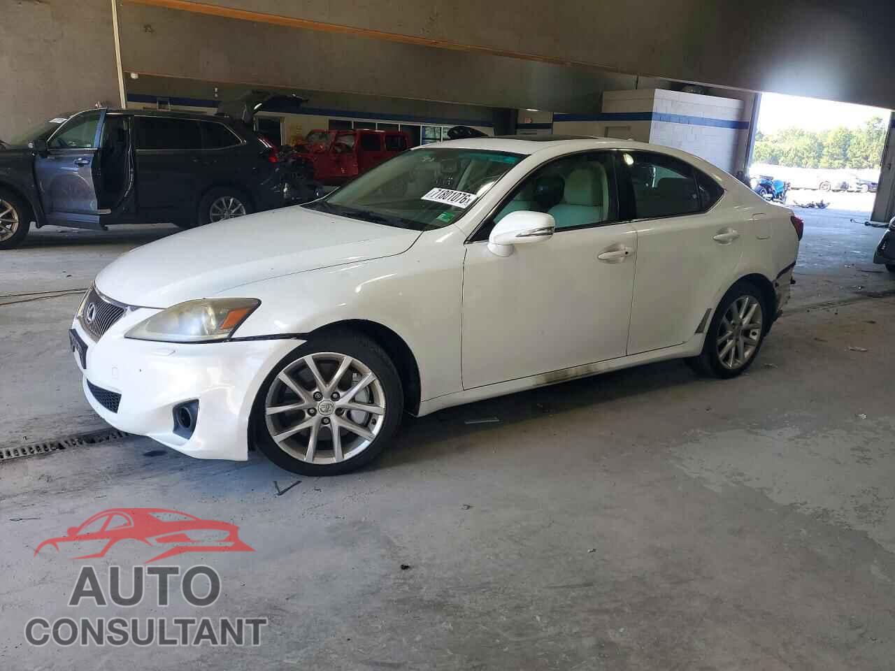 LEXUS IS 2012 - JTHCE5C2XC5002160