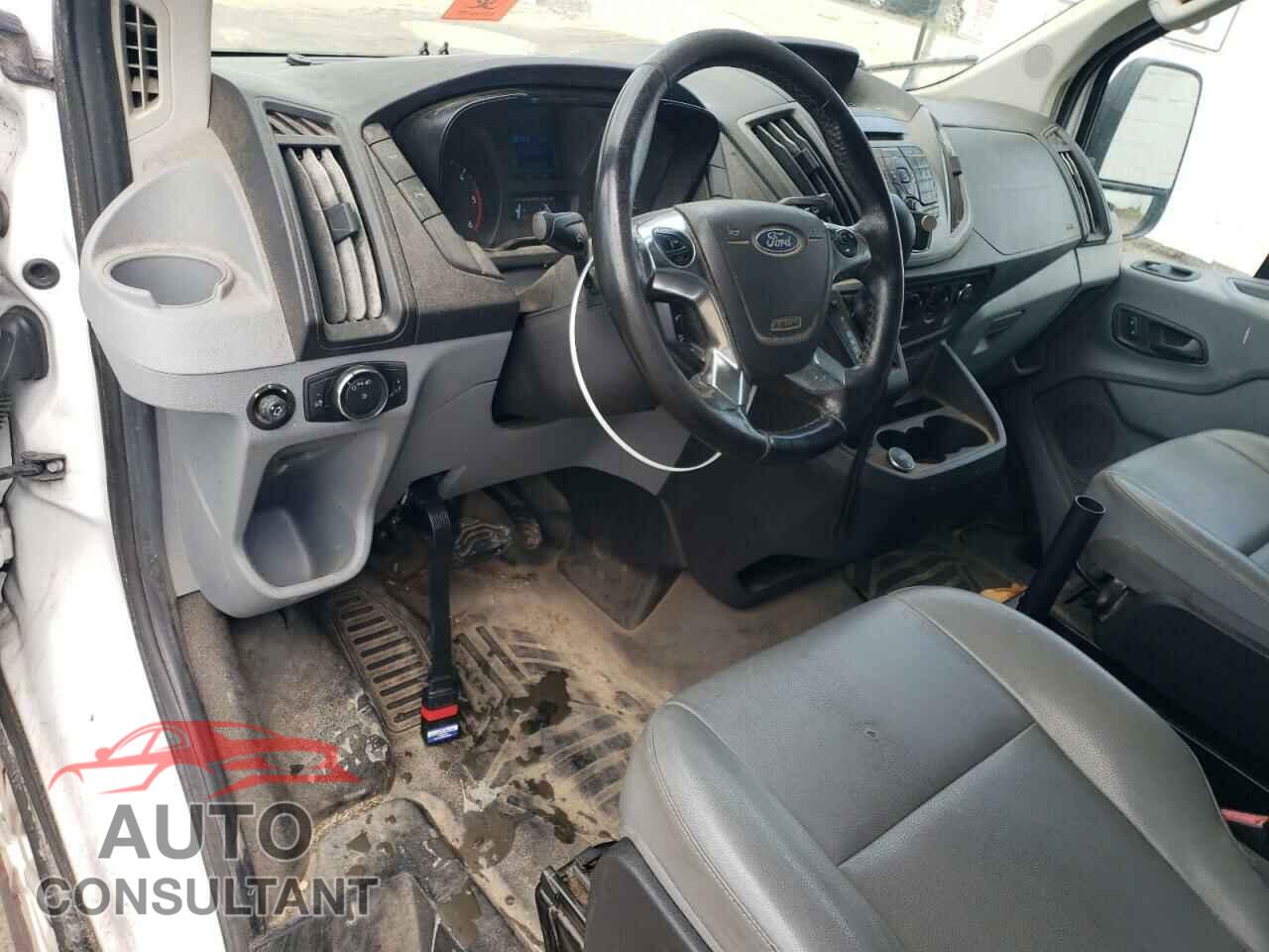 FORD TRANSIT 2017 - 1FTYR2CV5HKA71108