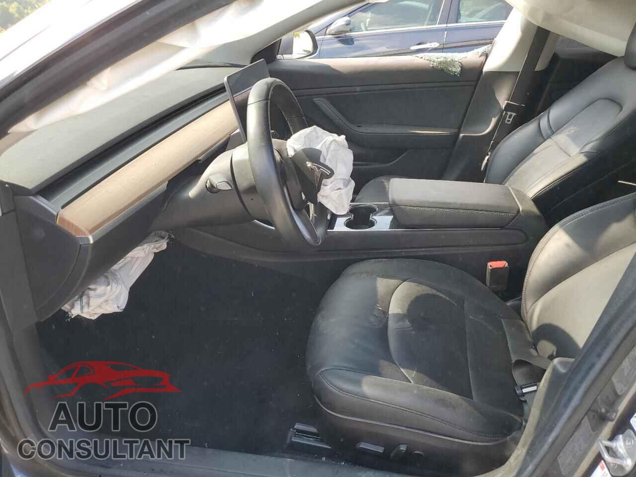 TESLA MODEL 3 2018 - 5YJ3E1EA0JF015140
