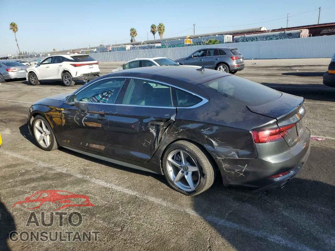 AUDI A5 2019 - WAUDNCF57KA057913