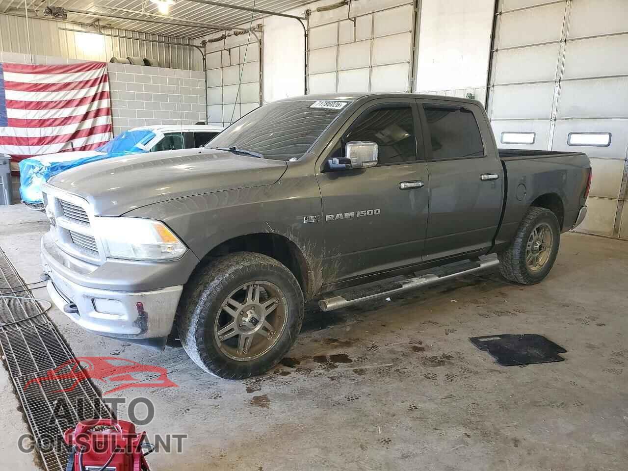 DODGE RAM 1500 2012 - 1C6RD7LTXCS250016