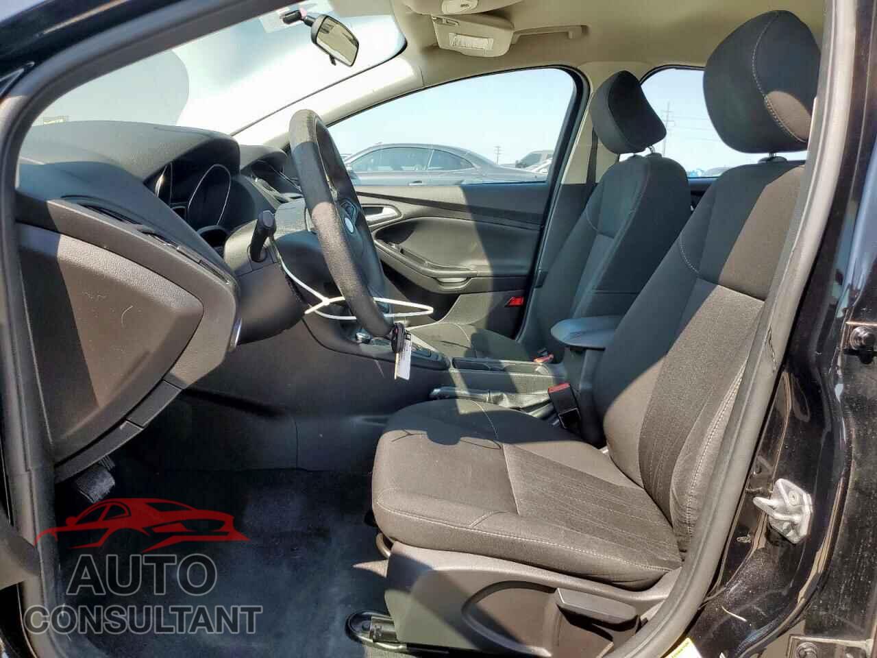 FORD FOCUS 2016 - 1FADP3K23GL394914