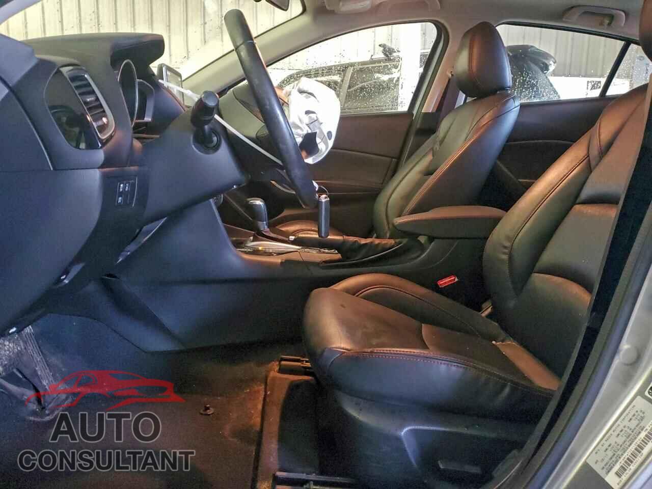 MAZDA 3 2014 - JM1BM1W72E1108564