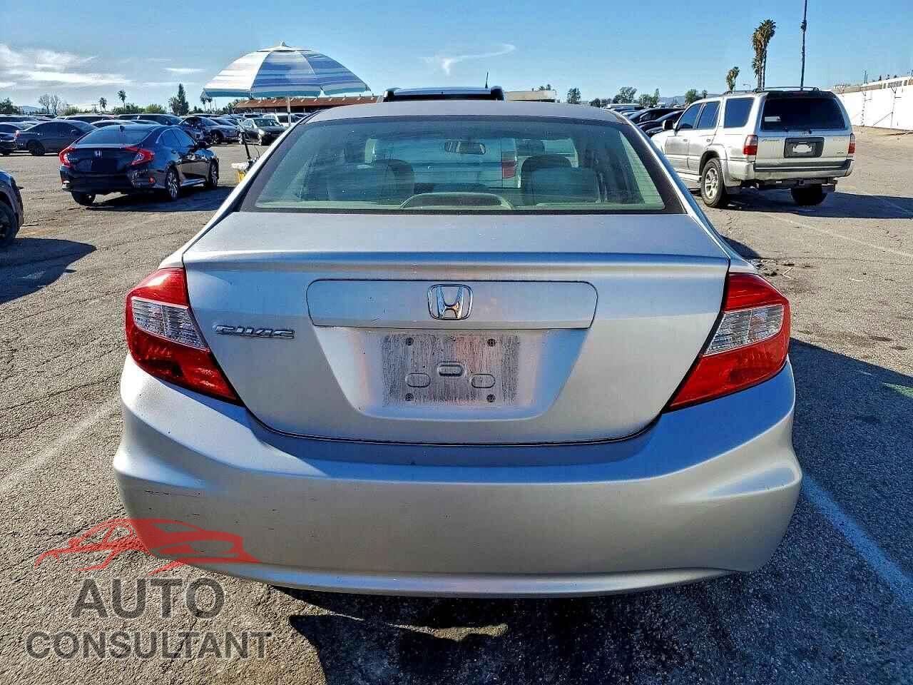HONDA CIVIC 2012 - 19XFB2F82CE027628