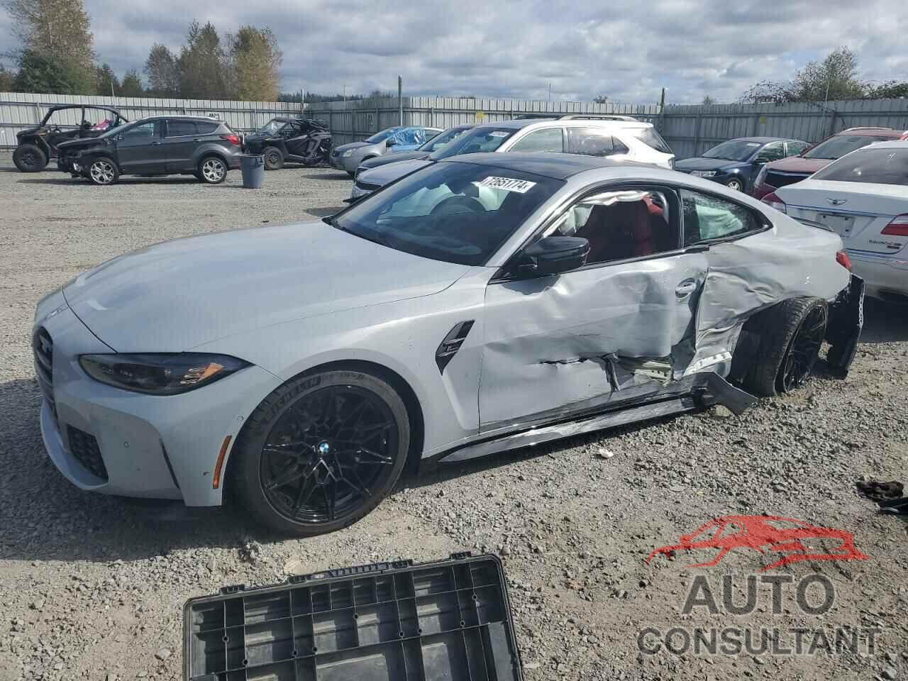 BMW M4 2024 - WBS33AZ09RCP70277