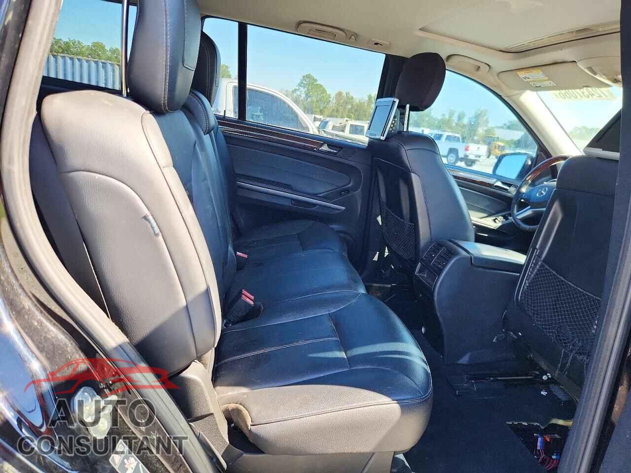 MERCEDES-BENZ GL-CLASS 2011 - 4JGBF7BE0BA655020