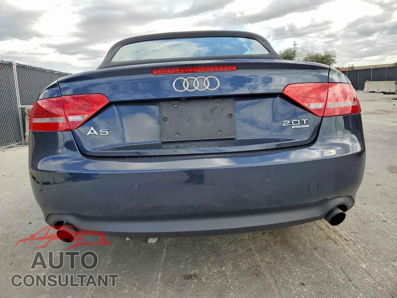 AUDI A5 2012 - WAULFAFH8CN002775