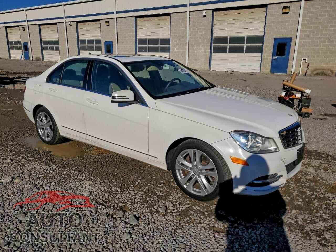 MERCEDES-BENZ C-CLASS 2014 - WDDGF8AB6ER306740