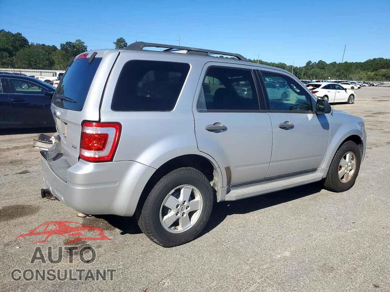 FORD ESCAPE 2011 - 1FMCU9DG9BKB12005