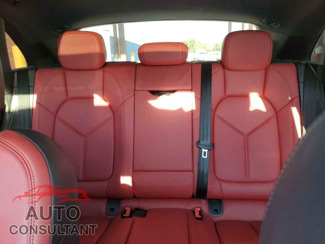 PORSCHE MACAN 2021 - WP1AB2A53MLB30488