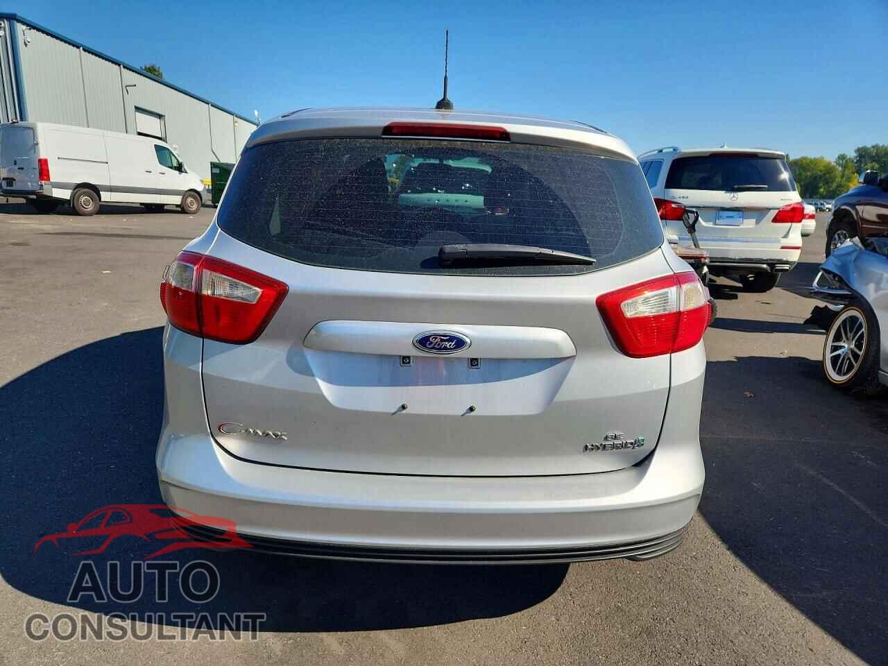 FORD CMAX 2013 - 1FADP5AU8DL556417
