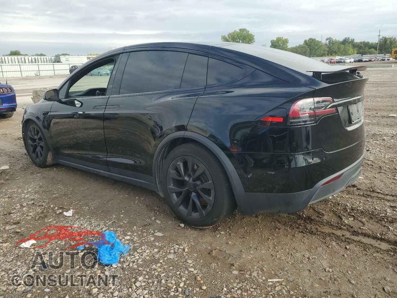 TESLA MODEL X 2023 - 7SAXCDE59PF404253
