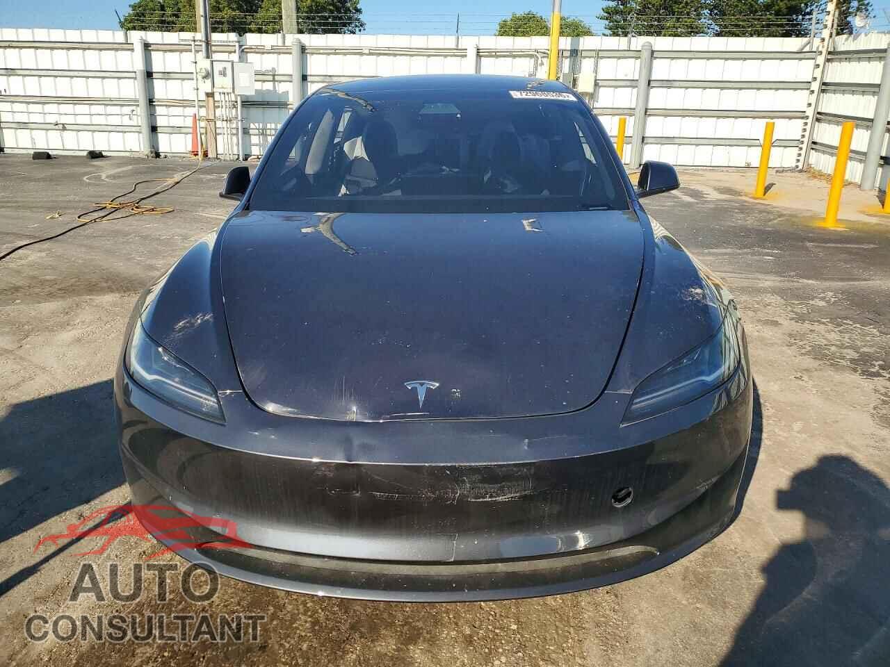 TESLA MODEL 3 2025 - 5YJ3E1EA9SF024730