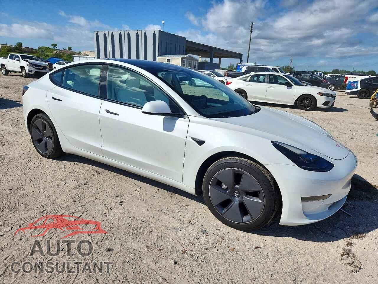 TESLA MODEL 3 2022 - 5YJ3E1EA2NF233277