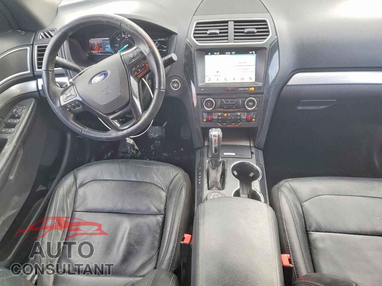 FORD EXPLORER 2017 - 1FM5K8D85HGC46314