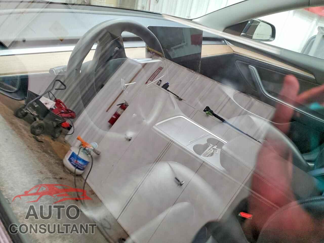 TESLA MODEL 3 2023 - 5YJ3E1EA2PF435829