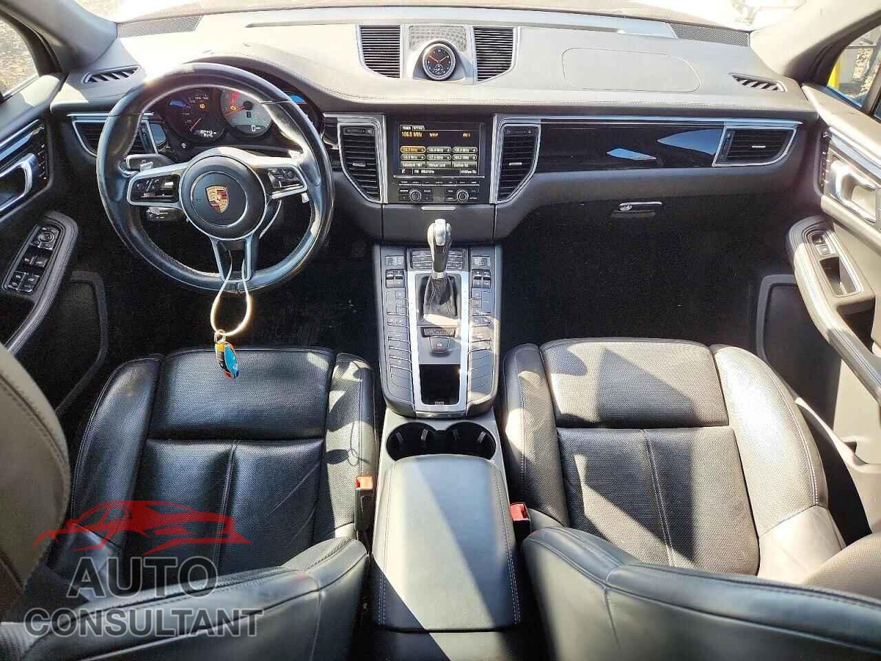 PORSCHE MACAN 2015 - WP1AB2A58FLB59696