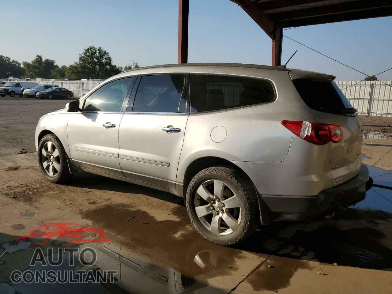 CHEVROLET TRAVERSE 2012 - 1GNKVLED2CJ217367